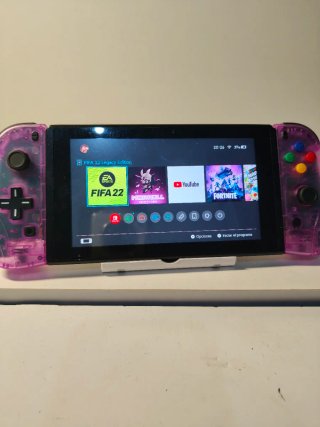 Nintendo Switch+ FIFA 22 + 2 Joy-Con