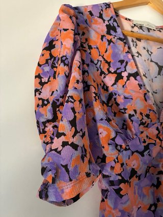 Vestido floral Pull&Bear talla M
