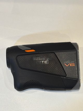Telémetro Bushnell Tour V6