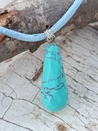 Oferta!!! Colgante lágrima de piedra turquesa