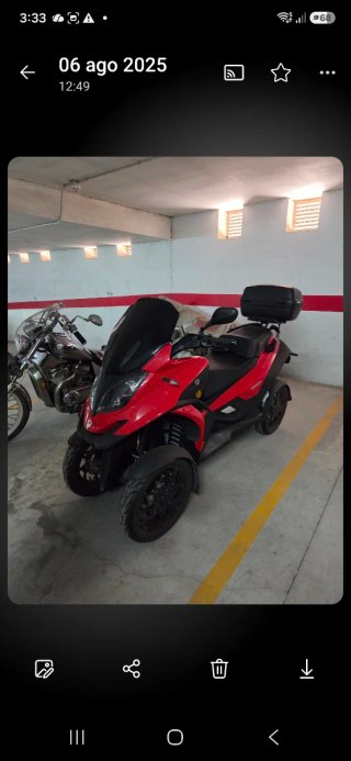 Moto Scooter 400cc Roja