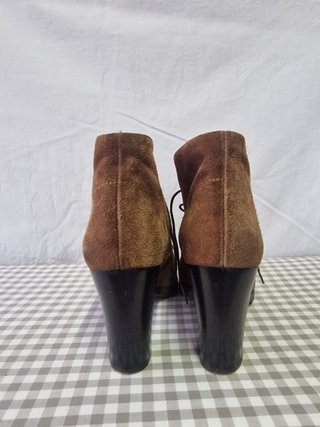Botines de piel vuelta Made in Spain talla 37