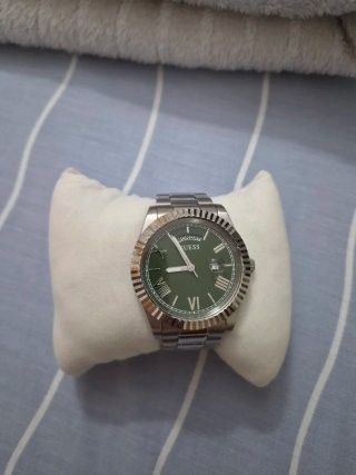 Reloj Guess Hombre Verde y Plateado