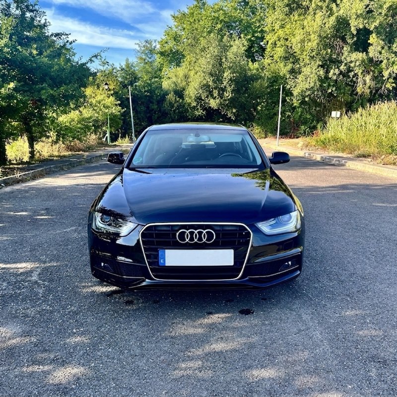 Audi A4 2.0 TDI 150 CV - foto 1