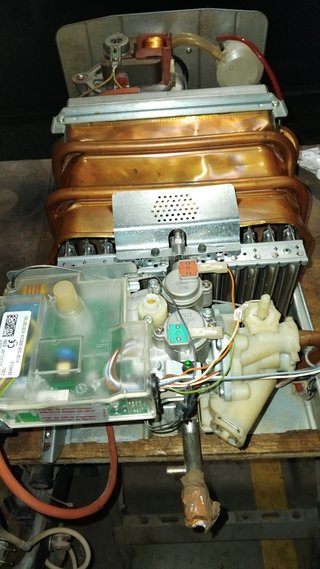 Calentador Neckar Gas Butano 11L