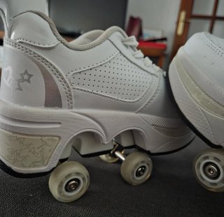 Zapatillas con ruedas, sin usar Talla 34