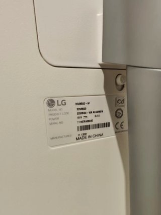 Monitor LG 32" 4K con Altavoces
