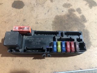 Caja fusibles mercedes