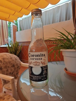 Botella Gigante Coronita Cerveza Decoración
