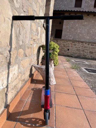Patinete Freestyle Maven Rojo y Azul