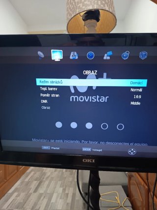 TV OKI 24 + Decodificador Movistar + Mandos