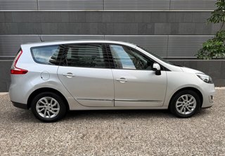 Renault Grand Scenic 2012