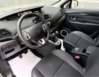 Renault Grand Scenic 2012