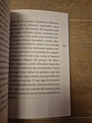 Ruedas y el enigma del campamento moco