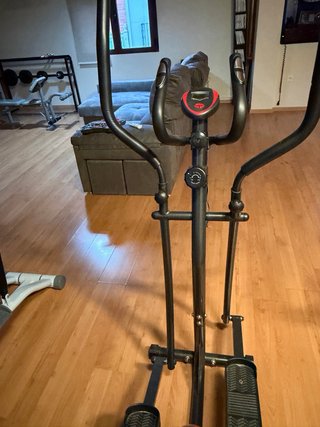 Bicicleta Elíptica Negra y Roja