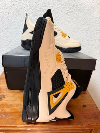 Zapatillas Air Jordan 4 Sail