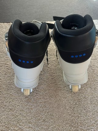 Patines THEM 909 Blanco Agresivo