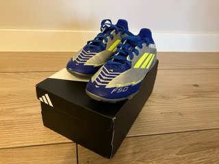 Botas Fútbol de niño ADIDAS F50-Messi. Talla 34