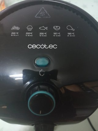 Freidora de aire Cecotec 1.5L Muy poco uso.