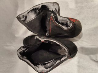 Botines Desigual cuña madera negros
