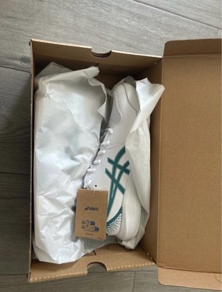 Zapatillas Padel Asics Blancas y Verdes