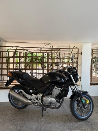 Honda CB500F 2006