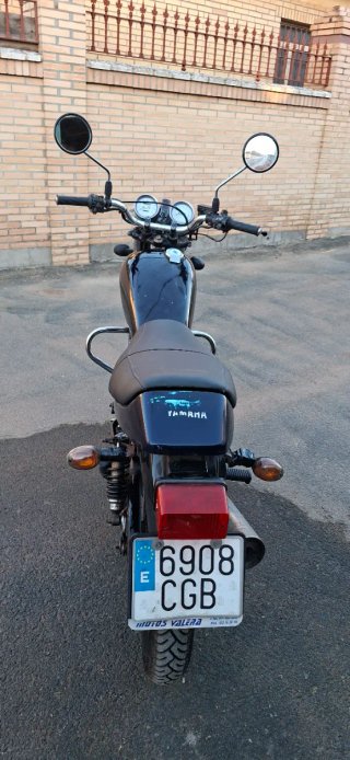 Yamaha 250cc Azul