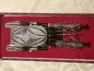 Carro de caballos filigrana