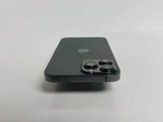 iPhone 13 Pro Max Gris