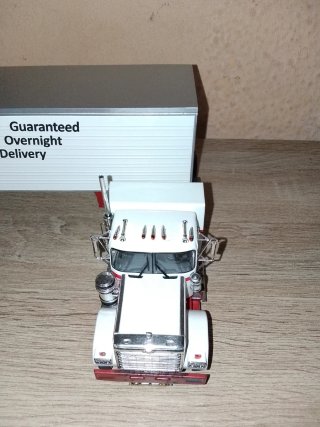 Camión Chevrolet Bison 1/43