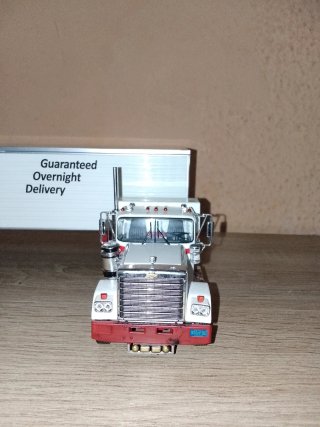 Camión Chevrolet Bison 1/43