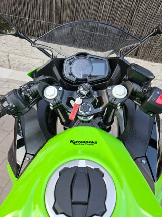 Kawasaki Ninja 400 KRT Sportbike