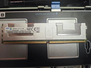 Servidor Dell 128GB RAM 5TB