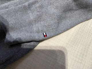 Jersey Tommy Hilfiger Gris Talla 16.