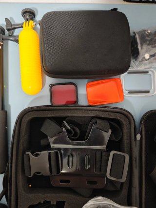 GoPro Hero 8 + Accesorios (desglose descripción)