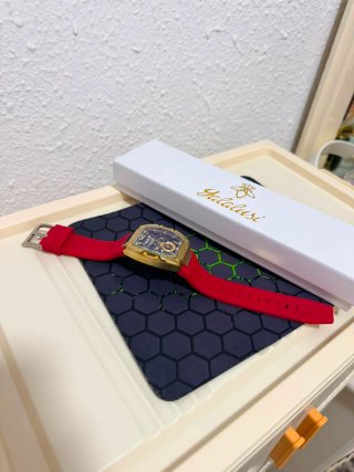 Reloj yalalushi Hombre Dorado y Rojo