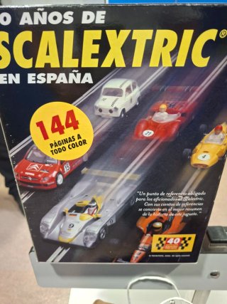 SCALEXTRIC PACK 40 TH en caja COMPLETO