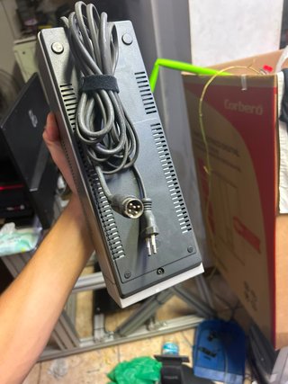 Sony AC-F1E Adaptador AC y Cargador