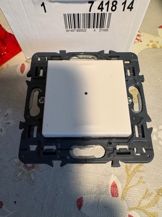 Interruptores Legrand Valena Next con neutro wifi