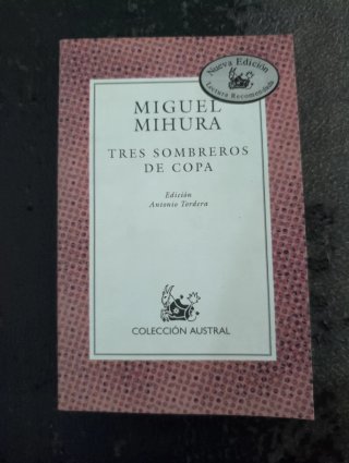 Tres sombreros de copa