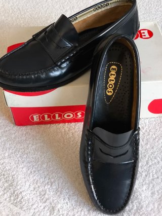 ZAPATOS CASTELLANOS AZUL MARINO TALLA 40. NUEVOS.