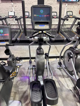 Lote Cardio Matrix Pantalla Táctil T7xi