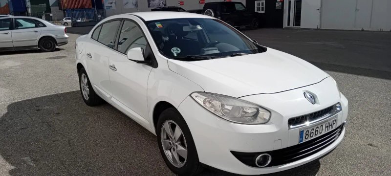 Renault Fluence 2012 - foto 1