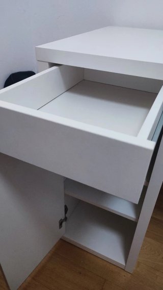Escritorio Ikea Blanco como nuevo.