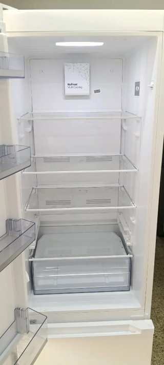 NEVERA COMBI ROMMER NO FROST ENERGÍA A+