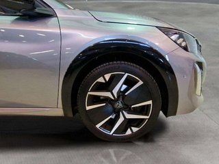 Peugeot 208 GT HYBRID 136 eDCS6