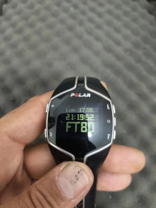 Reloj Polar FT80 Negro y Plateado