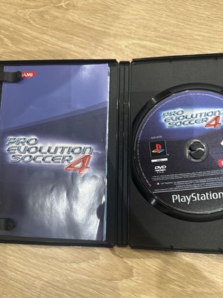 Pro Evolution Soccer 4 PS2