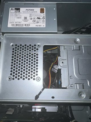 Pc sobremesa Asus (i5 9400f, 8gb ram, gt 710)