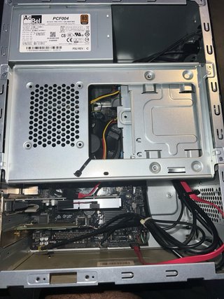 Pc sobremesa Asus (i5 9400f, 8gb ram, gt 710)